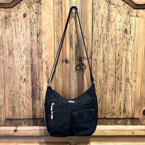 Baggallini Black Animal Print Leopard Lightweight Nylon Travel Purse Bag